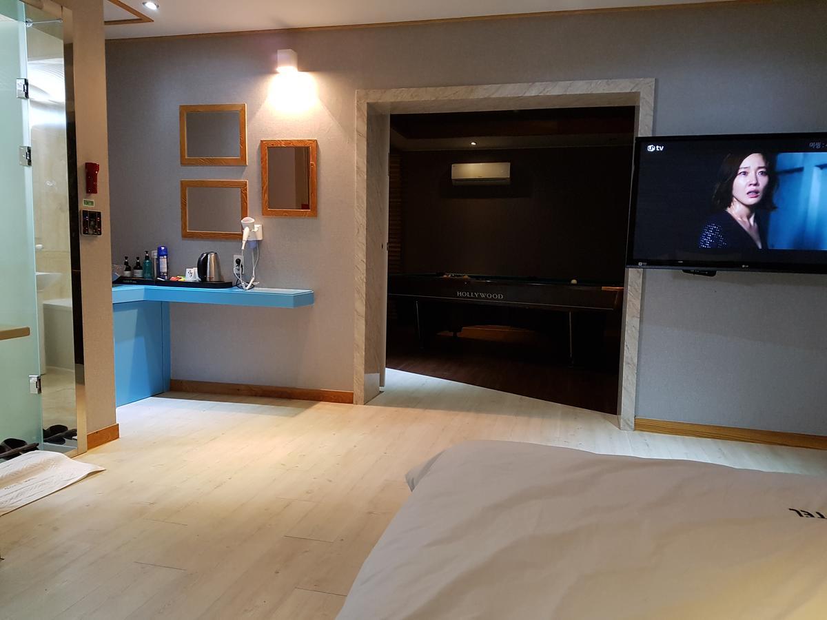 ホテル クラウド 9 金海市 部屋 写真